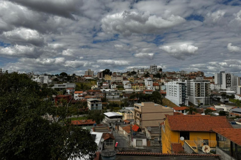 Prefeitura de Barbacena emite alerta para tempestades neste sábado (5)